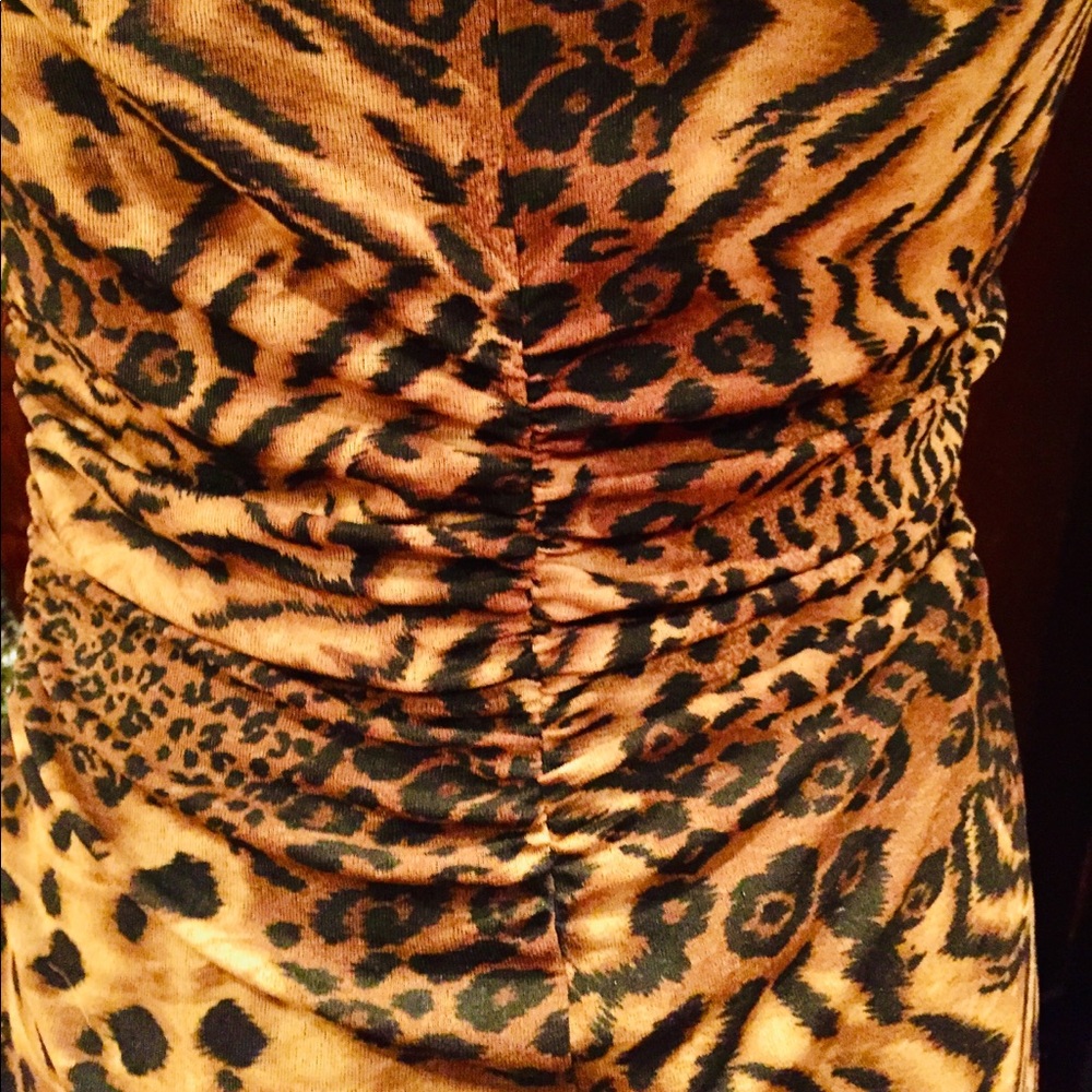 GREAT DRESS! - Picture 6 of 7